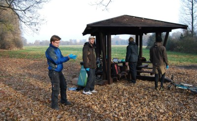 S kamarády uklízíme les